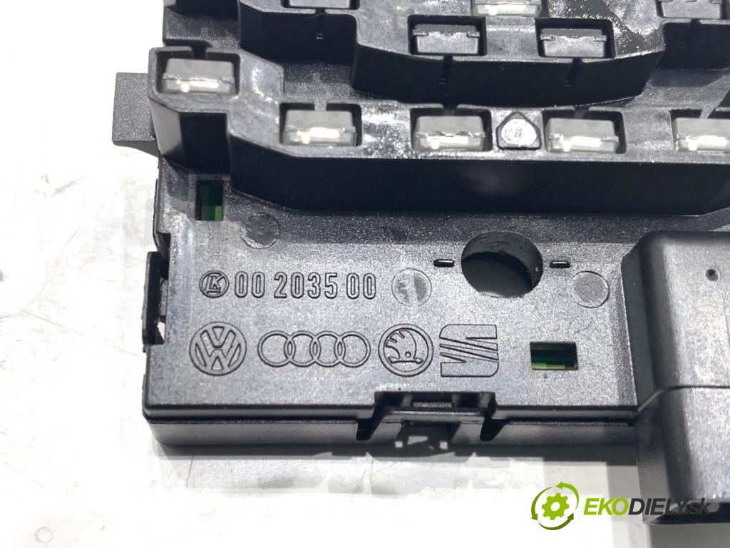 AUDI A3 8P liftback 2006 125 kW 2.0 TDI 1968 Snímač uhlu uhlu 1K0959654