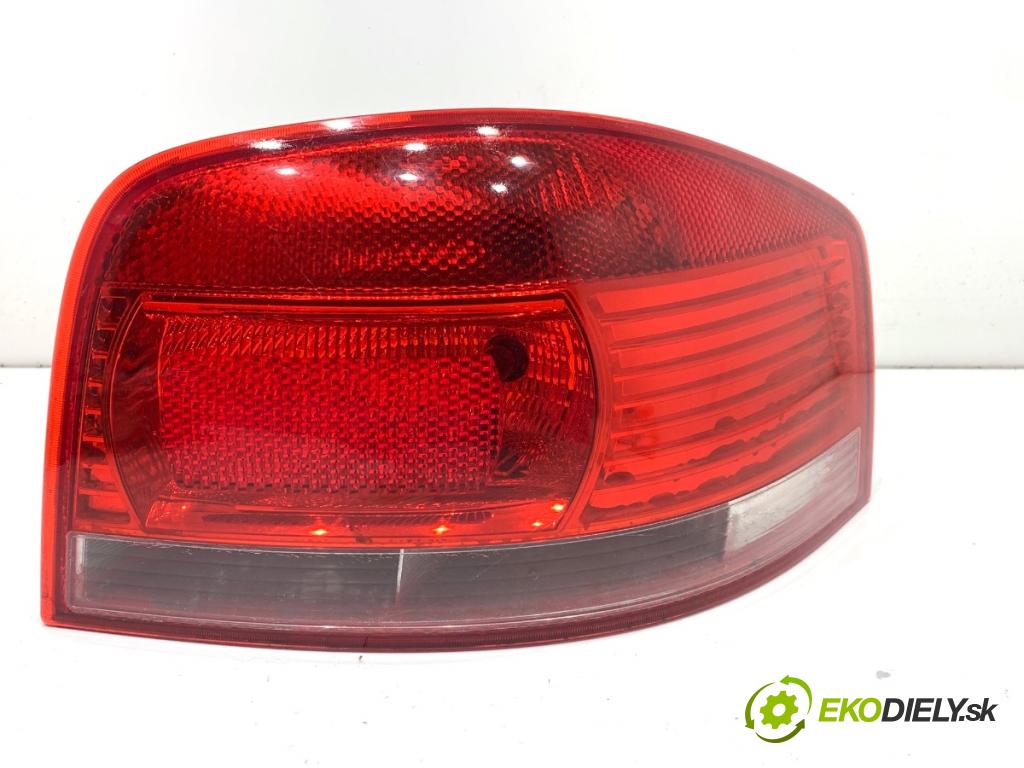 AUDI A3 8P liftback 2006 125 kW 2.0 TDI 1968 Svetlo ľavy zad 8P0945096