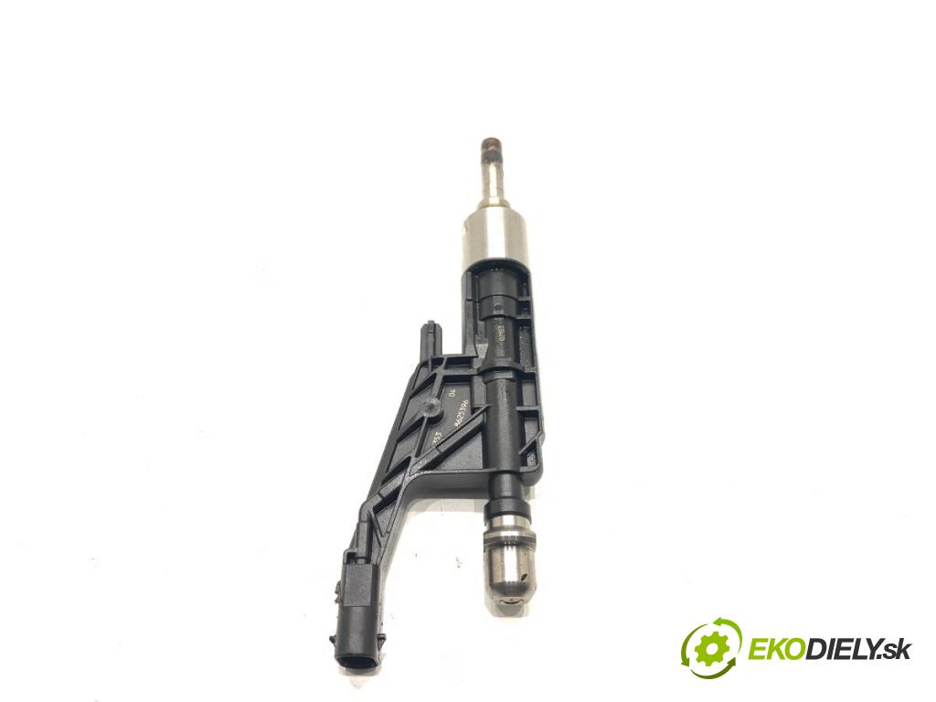 BMW F34 liftback 2017 135 kW 320 i 1998 vstrekovač 0261500539 (Vstrekovač paliva)