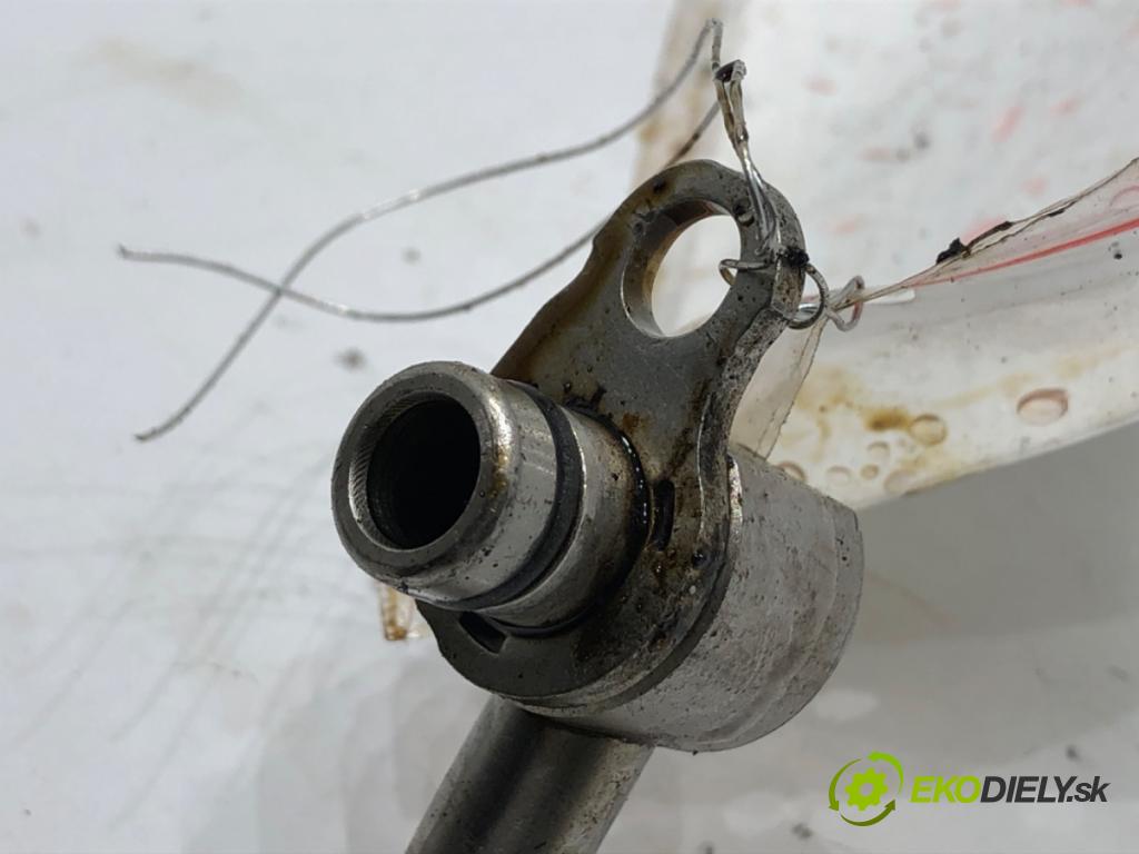 BMW F34 liftback 2017 135 kW 320 i 1998 rúrka turba  (Hadica turbodúchadla)