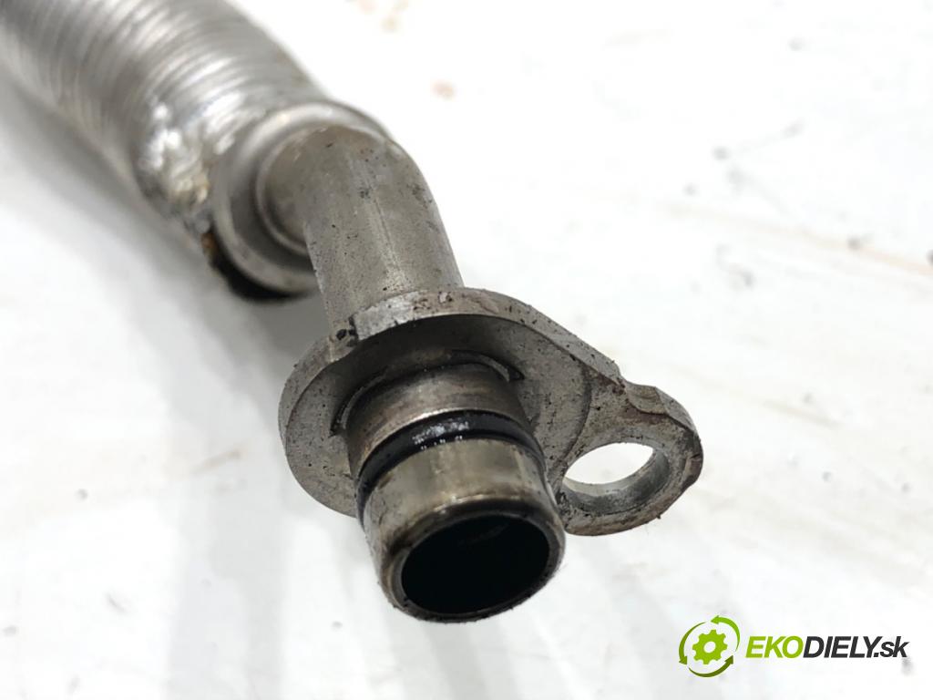 BMW F34 liftback 2017 135 kW 320 i 1998 rúrka turba  (Hadica turbodúchadla)