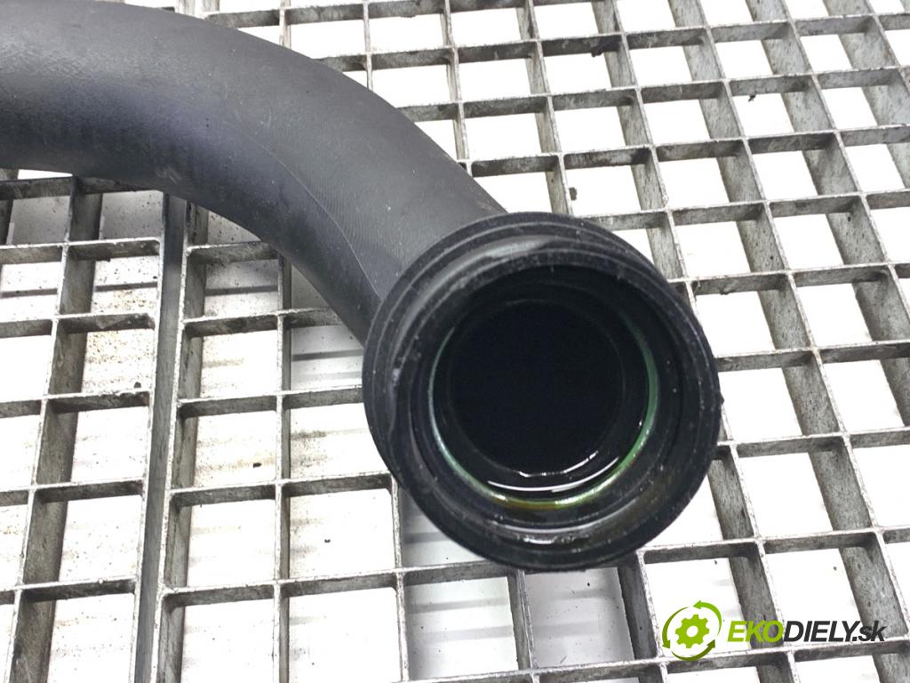 BMW F34 liftback 2017 135 kW 320 i 1998 Rúra turba 8601683