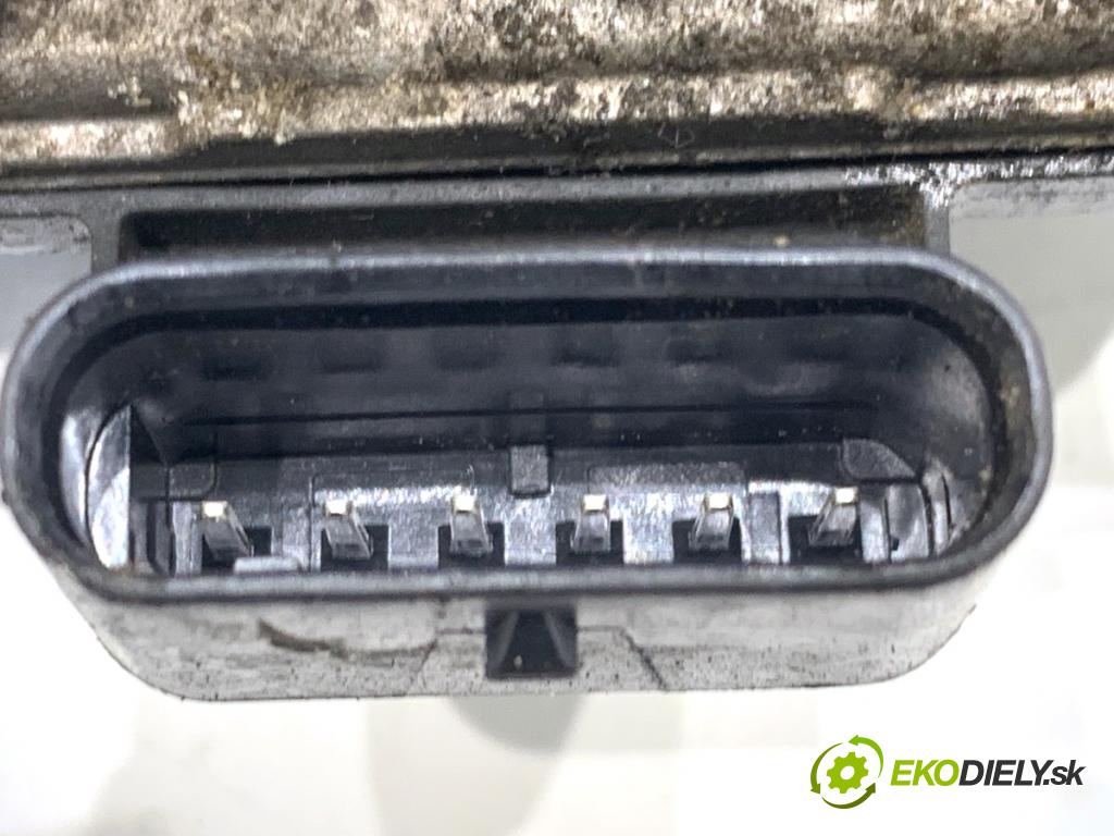 BMW F34 liftback 2017 135 kW 320 i 1998 Škrtiaca klapka 8623324 (Škrtiaca klapka)