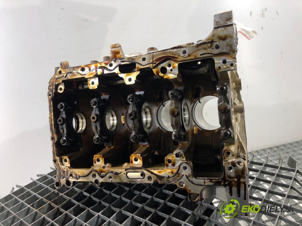 BMW F34 liftback 2017 135 kW 320 i 1998 blok Motor 8642458 (Blok motora)