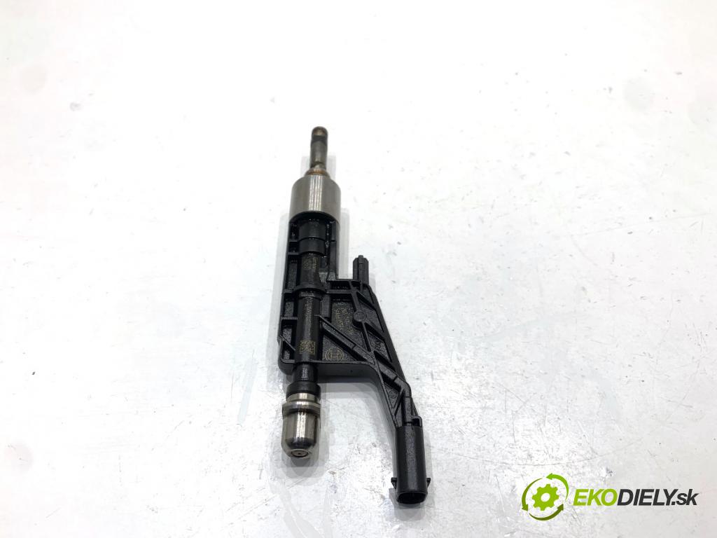 BMW F34 liftback 2017 135 kW 320 i 1998 vstrekovač 0261500539 (Vstrekovač paliva)