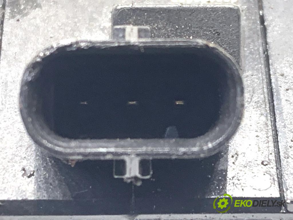 BMW F34 liftback 2017 135 kW 320 i 1998 Cievka zapaľovacia 8678438 (Zapaľovacia cievka)