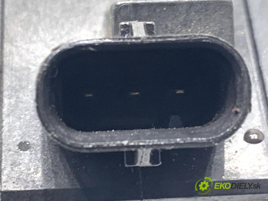 BMW F34 liftback 2017 135 kW 320 i 1998 Cievka zapaľovacia 8678438 (Zapaľovacia cievka)