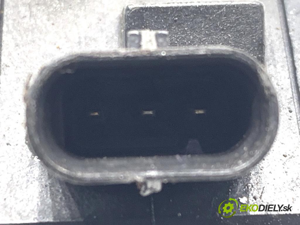 BMW F34 liftback 2017 135 kW 320 i 1998 Cievka zapaľovacia 8678438 (Zapaľovacia cievka)