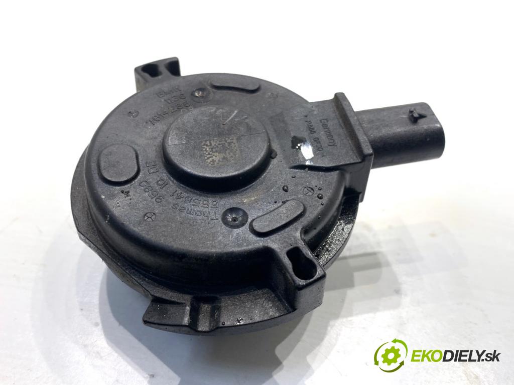 BMW F34 liftback 2017 135 kW 320 i 1998 Magnetický ventil VANOS: 7614288 (Elektrosúčasti ostatné)