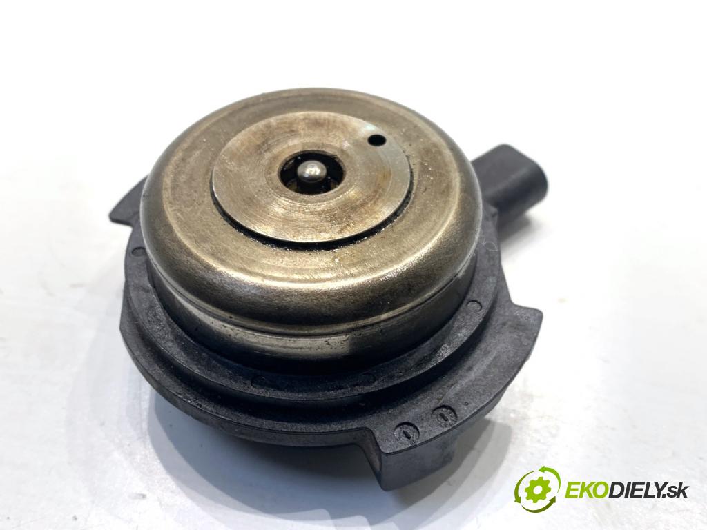 BMW F34 liftback 2017 135 kW 320 i 1998 Magnetický ventil VANOS: 7614288 (Elektrosúčasti ostatné)