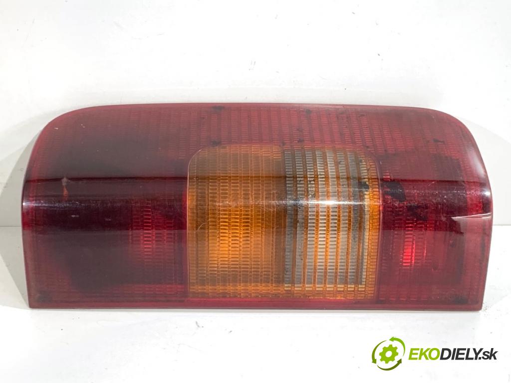 VW LT 28 35 Autobus 2004 80 kW 2.5 TDI 2461 Svetlo pravy zad 