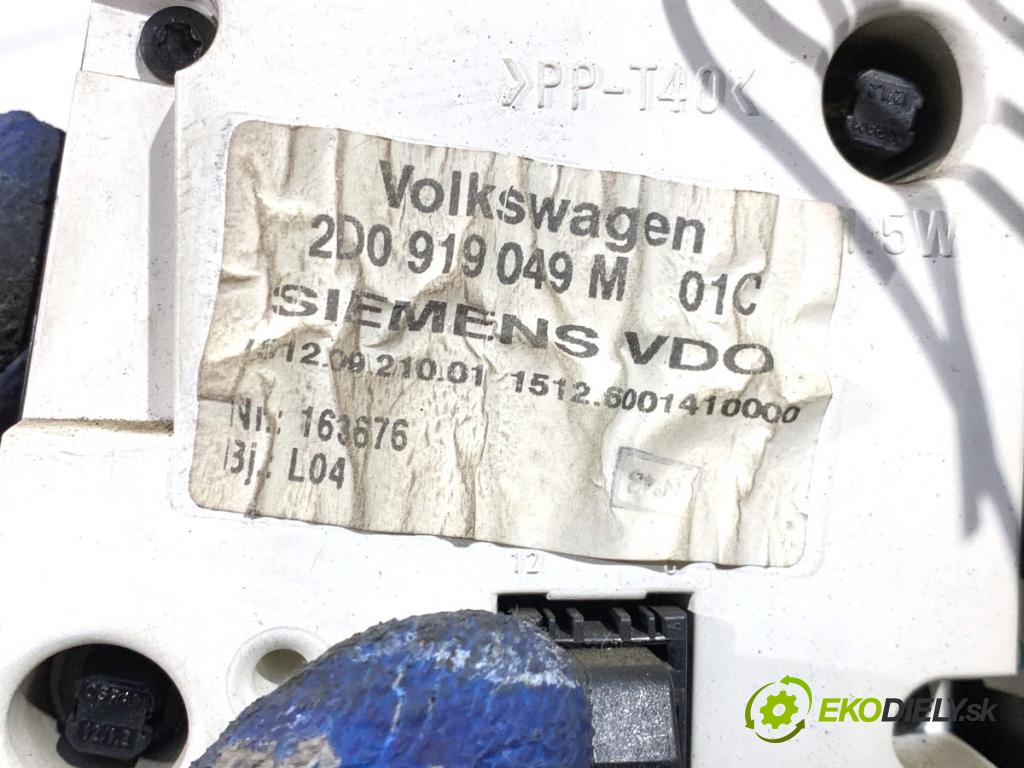 VW LT 28 35 Autobus 2004 80 kW 2.5 TDI 2461 prístrojovka 2D0919049M (Přístrojová deska)