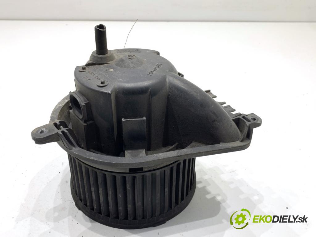 VW LT 28 35 Autobus 2004 80 kW 2.5 TDI 2461 ventilátor kúrenia F659222K