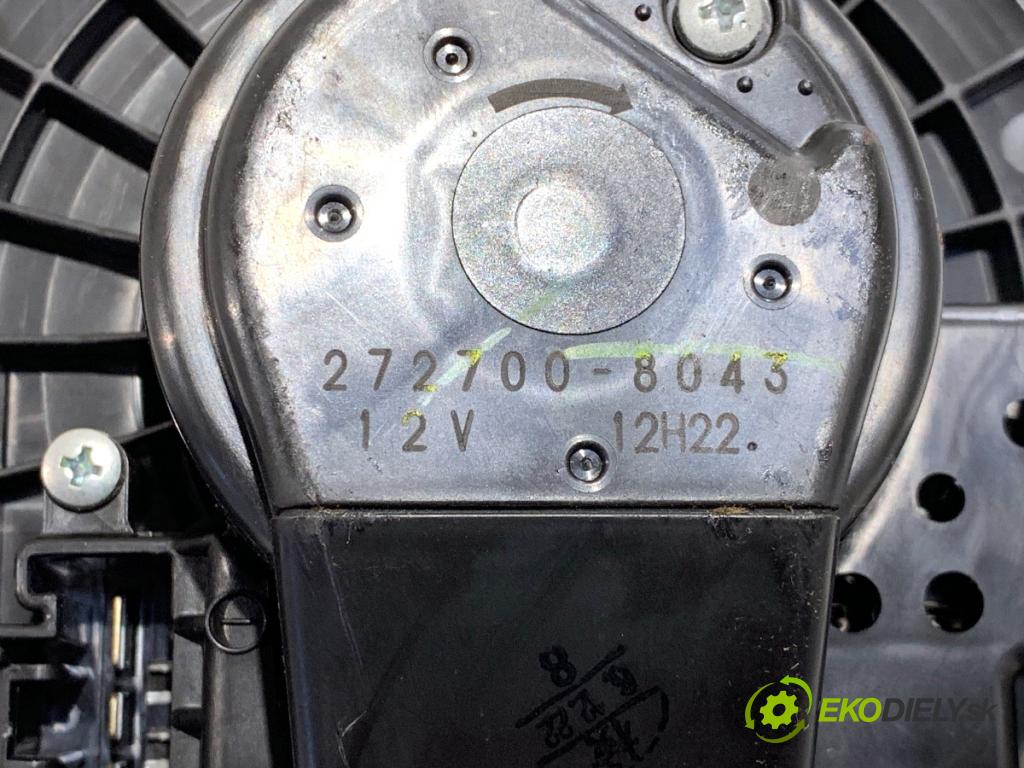TOYOTA AURIS I liftback 2007 71 kW 1.4 (ZZE150_) 1398 ventilátor kúrenia 272700-8043