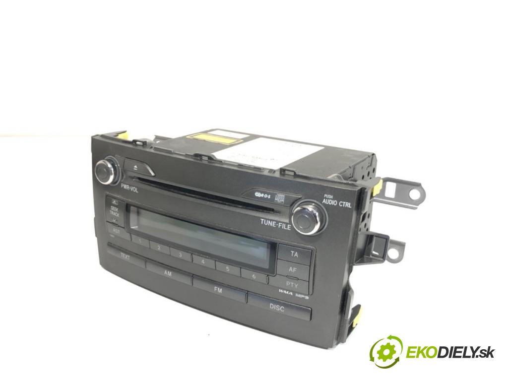 TOYOTA AURIS I liftback 2007 71 kW 1.4 (ZZE150_) 1398 RADIO 86120-1A240 (Audio zariadenie)