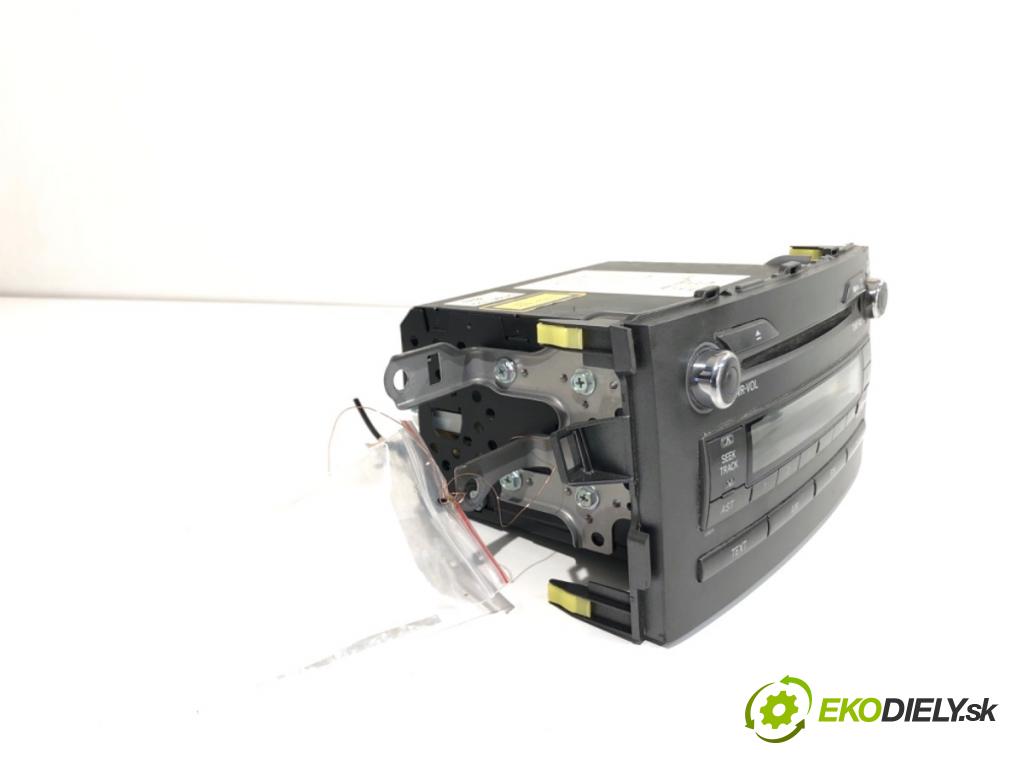 TOYOTA AURIS I liftback 2007 71 kW 1.4 (ZZE150_) 1398 RADIO 86120-1A240 (Audio zariadenie)