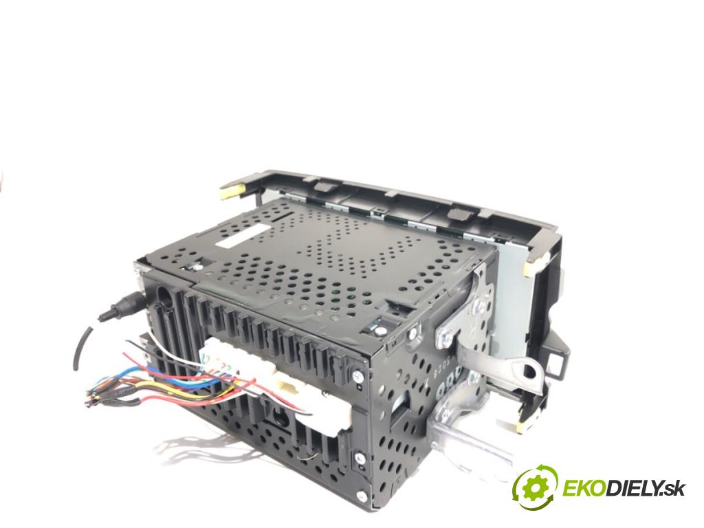 TOYOTA AURIS I liftback 2007 71 kW 1.4 (ZZE150_) 1398 RADIO 86120-1A240 (Audio zariadenie)