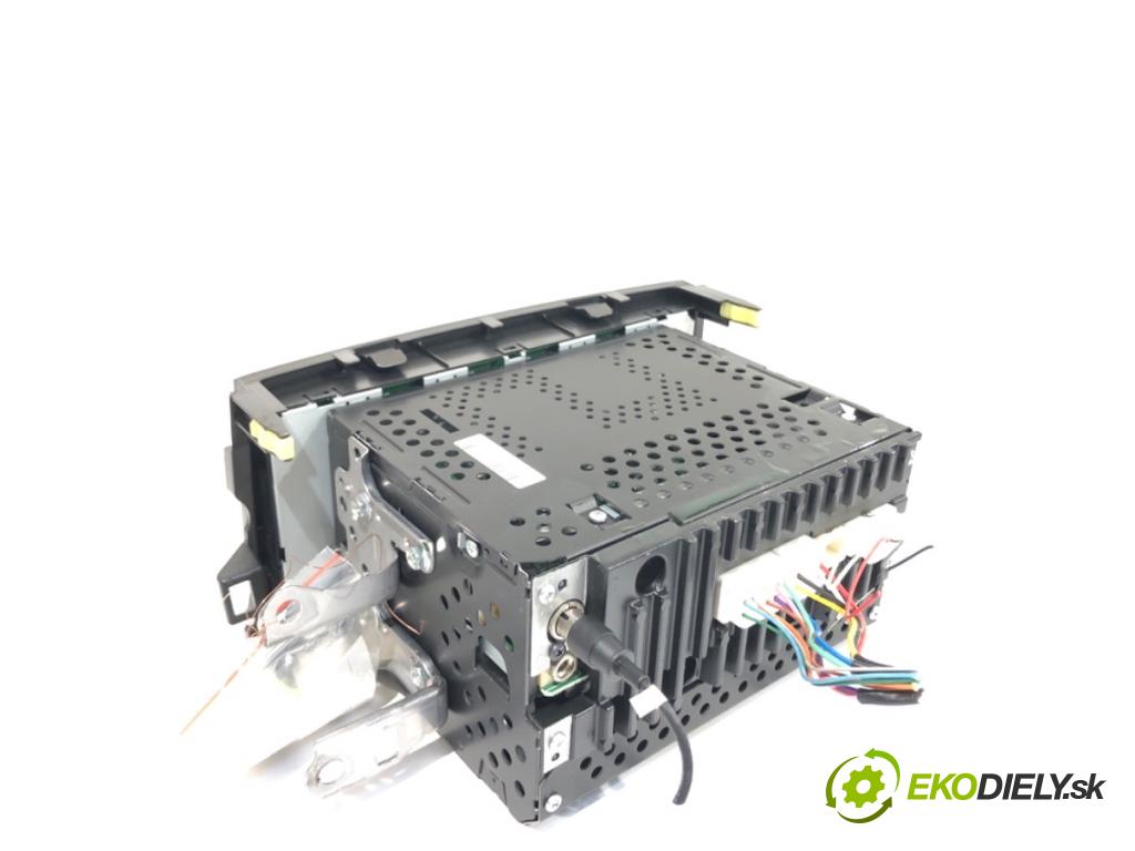 TOYOTA AURIS I liftback 2007 71 kW 1.4 (ZZE150_) 1398 RADIO 86120-1A240 (Audio zariadenie)