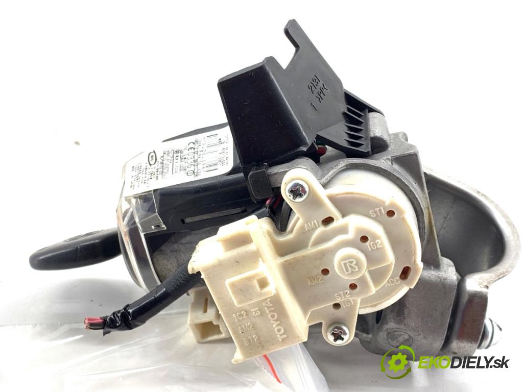 TOYOTA AURIS I liftback 2007 71 kW 1.4 (ZZE150_) 1398 spinačka 45020-42-4 (Spínacia skrinka)