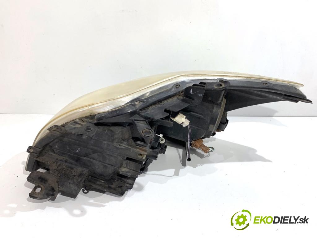 TOYOTA AURIS I liftback 2007 71 kW 1.4 (ZZE150_) 1398 Svetlomet pravy predný