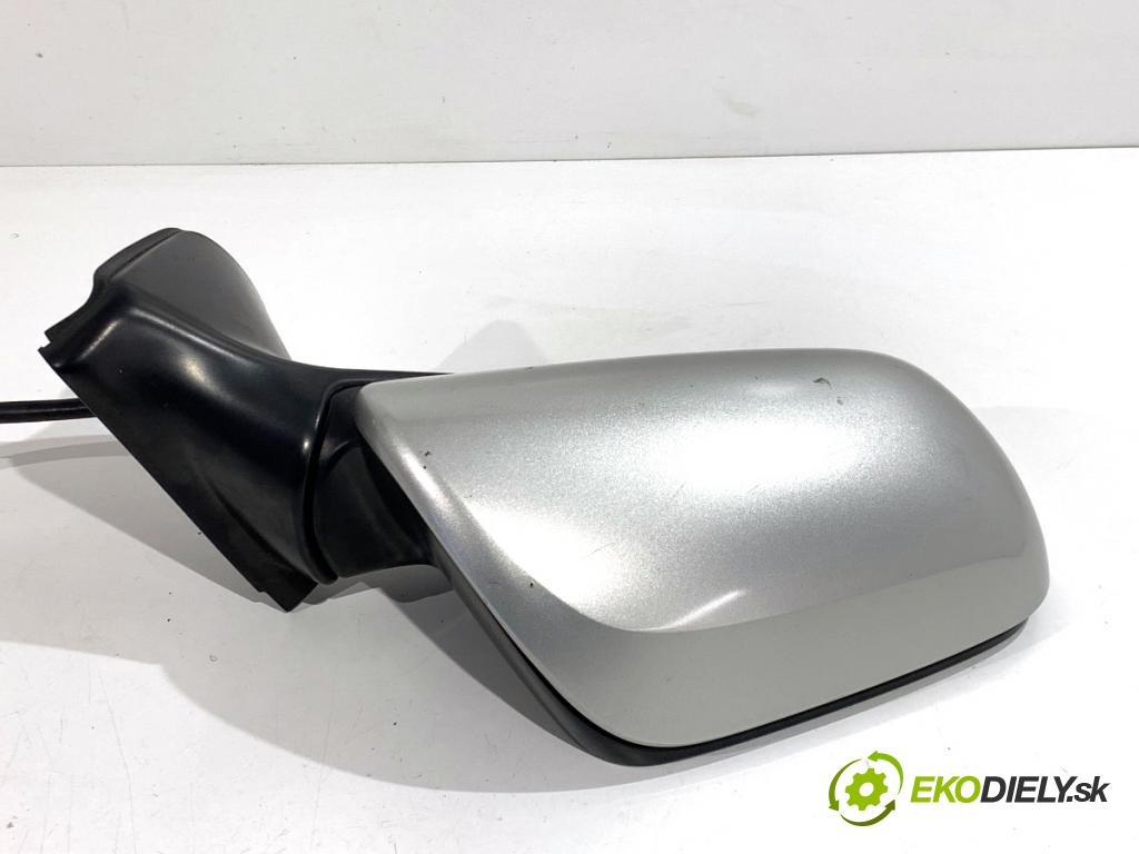 TOYOTA AURIS I liftback 2007 71 kW 1.4 (ZZE150_) 1398 zpětné zrcátko pravý 1C0