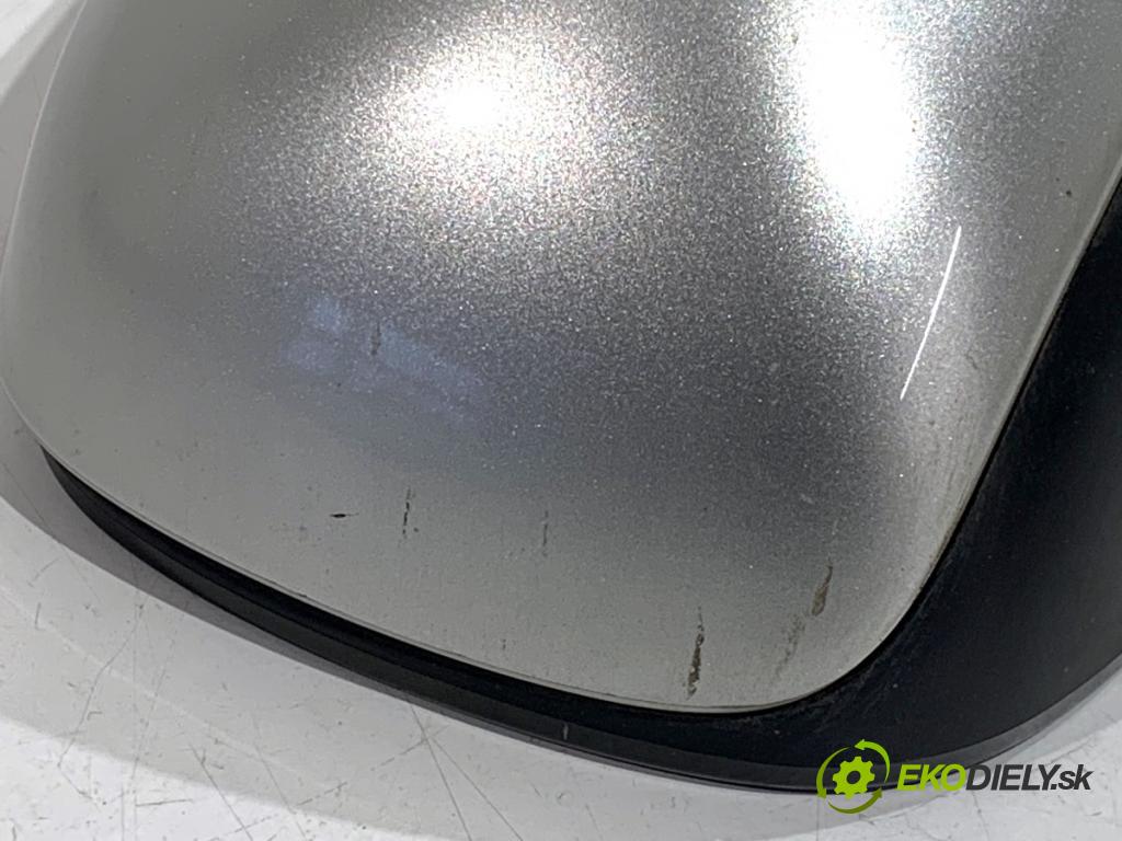 TOYOTA AURIS I liftback 2007 71 kW 1.4 (ZZE150_) 1398 zpětné zrcátko pravý 1C0