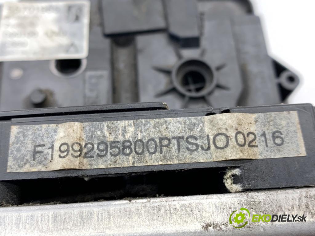 FIAT GRANDE PUNTO liftback 2006 57 kW 1.4 (199AXB11, 199AXB1A, 199BXB1A, 199AXL1A) 1368 zámok Dvere ľavy zad 55701965
