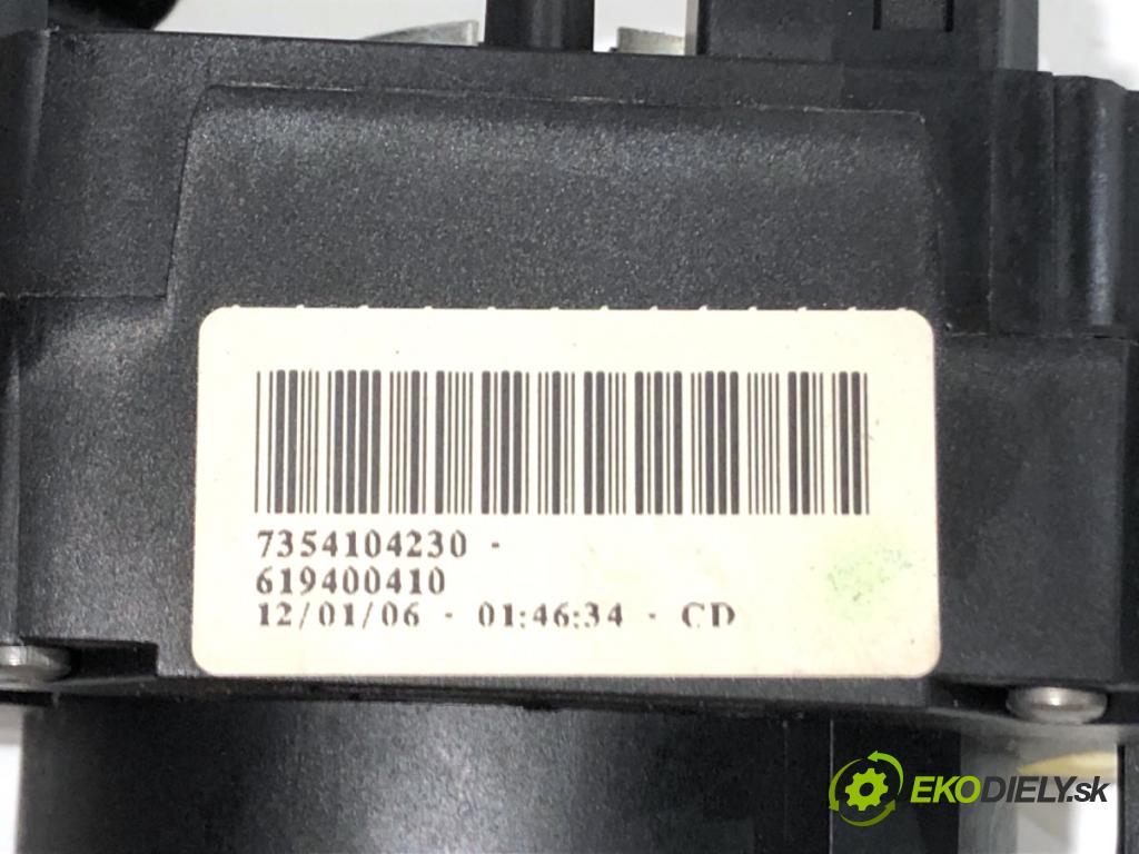 FIAT GRANDE PUNTO liftback 2006 57 kW 1.4 (199AXB11, 199AXB1A, 199BXB1A, 199AXL1A) 1368 Prepínač kombinovaný 7354104230 (Prepínacie páčky pod volantom)