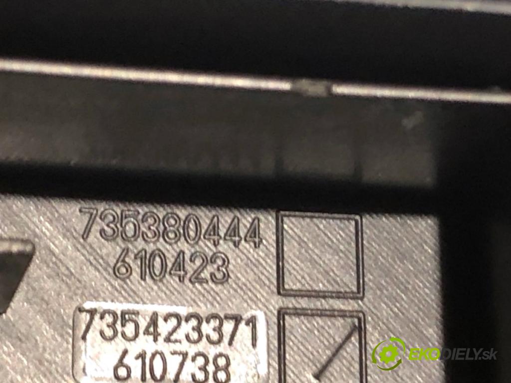 FIAT GRANDE PUNTO liftback 2006 57 kW 1.4 (199AXB11, 199AXB1A, 199BXB1A, 199AXL1A) 1368 přepínač oken 735380444 (Páčky pod volantem)