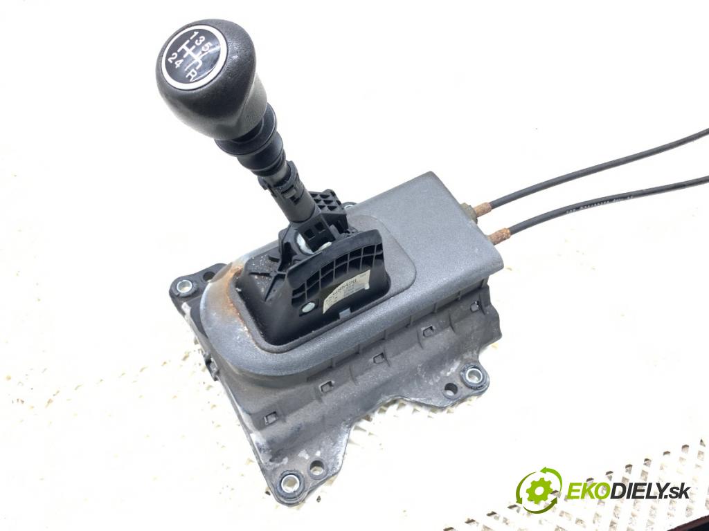 FIAT GRANDE PUNTO liftback 2006 57 kW 1.4 (199AXB11, 199AXB1A, 199BXB1A, 199AXL1A) 1368 Kulisa 553485470 (Rýchlostná páka (kulisa))