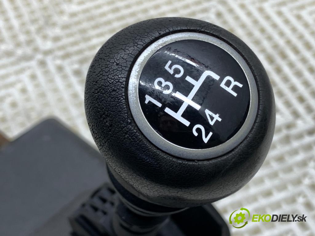 FIAT GRANDE PUNTO liftback 2006 57 kW 1.4 (199AXB11, 199AXB1A, 199BXB1A, 199AXL1A) 1368 Kulisa 553485470 (Rýchlostná páka (kulisa))