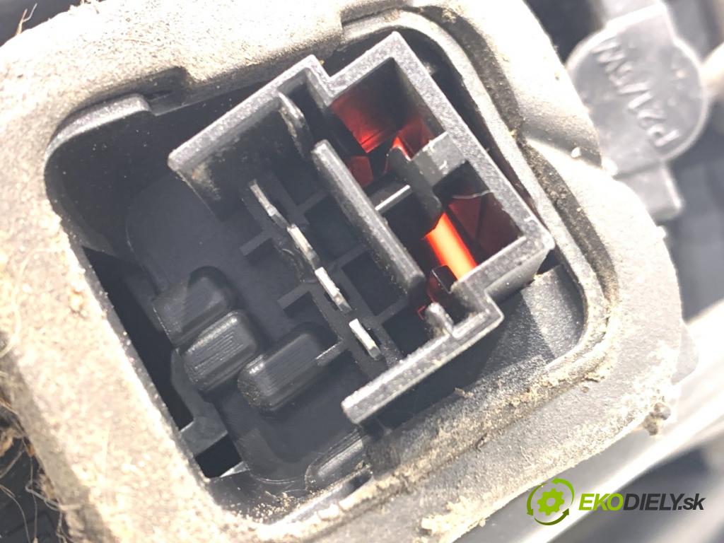 FIAT GRANDE PUNTO liftback 2006 57 kW 1.4 (199AXB11, 199AXB1A, 199BXB1A, 199AXL1A) 1368 Svetlo ľavy zad 51701589