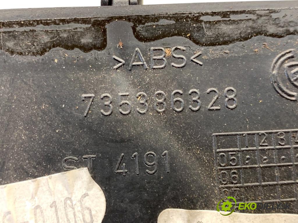 FIAT GRANDE PUNTO liftback 2006 57 kW 1.4 (199AXB11, 199AXB1A, 199BXB1A, 199AXL1A) 1368 Mriežky kúrenia predný 735386328