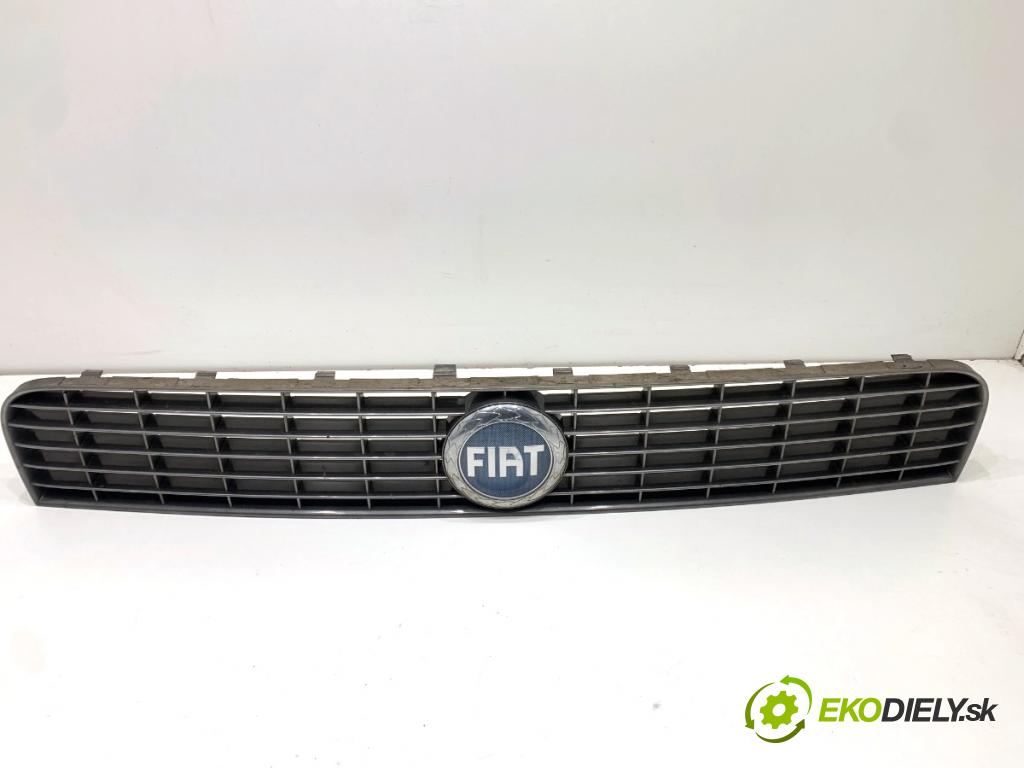 FIAT GRANDE PUNTO liftback 2006 57 kW 1.4 (199AXB11, 199AXB1A, 199BXB1A, 199AXL1A) 1368 mřížka maska 735335775 (Přední mřížka (maska chladiče))