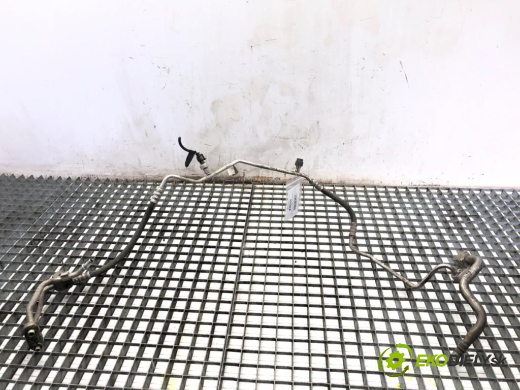 FIAT GRANDE PUNTO liftback 2006 57 kW 1.4 (199AXB11, 199AXB1A, 199BXB1A, 199AXL1A) 1368 rúrka klimatizace  (Trubka klimatizace)