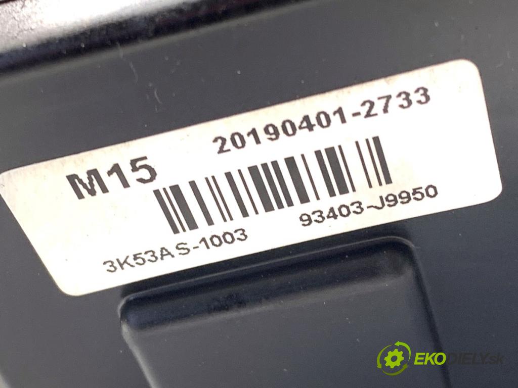 HYUNDAI KONA SUV 2019 88 kW 1.0 T-GDi 998 Prepínač kombinovaný 93403-J9950 (Prepínacie páčky pod volantom)