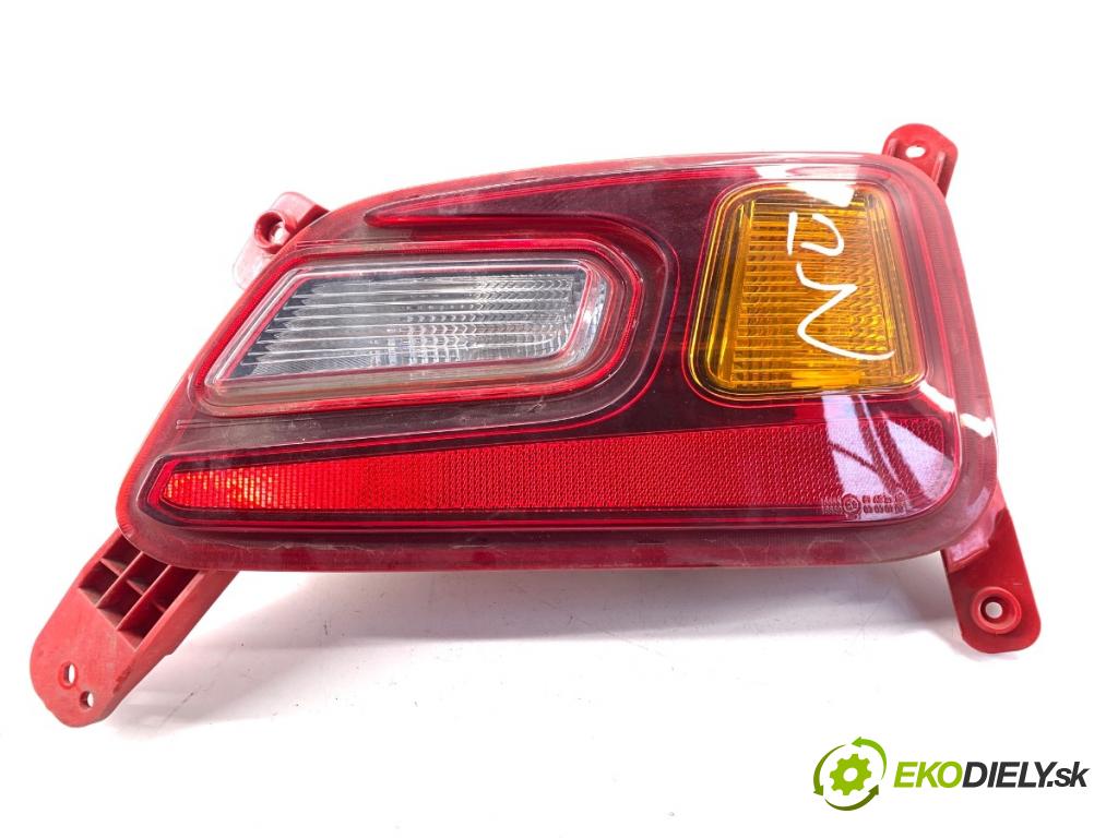 HYUNDAI KONA SUV 2019 88 kW 1.0 T-GDi 998 Svetlo nárazníka pravy zad 92406-J90