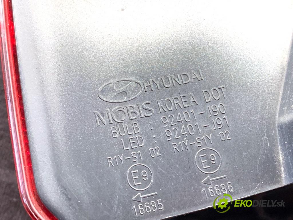 HYUNDAI KONA SUV 2019 88 kW 1.0 T-GDi 998 Svetlo ľavy zad 92401-J90