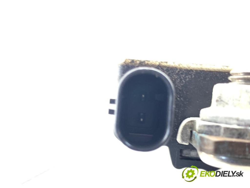 HYUNDAI KONA SUV 2019 88 kW 1.0 T-GDi 998 svorka MINUS: 37180-J9500