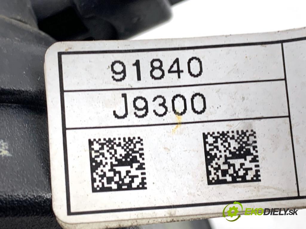 HYUNDAI KONA SUV 2019 88 kW 1.0 T-GDi 998 klaksón 96611-J9000