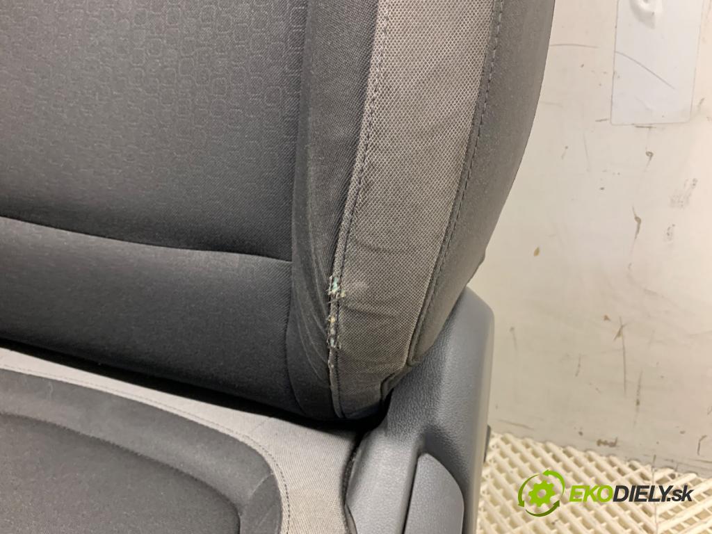 HYUNDAI KONA SUV 2019 88 kW 1.0 T-GDi 998 Sedadlo ľavy predný