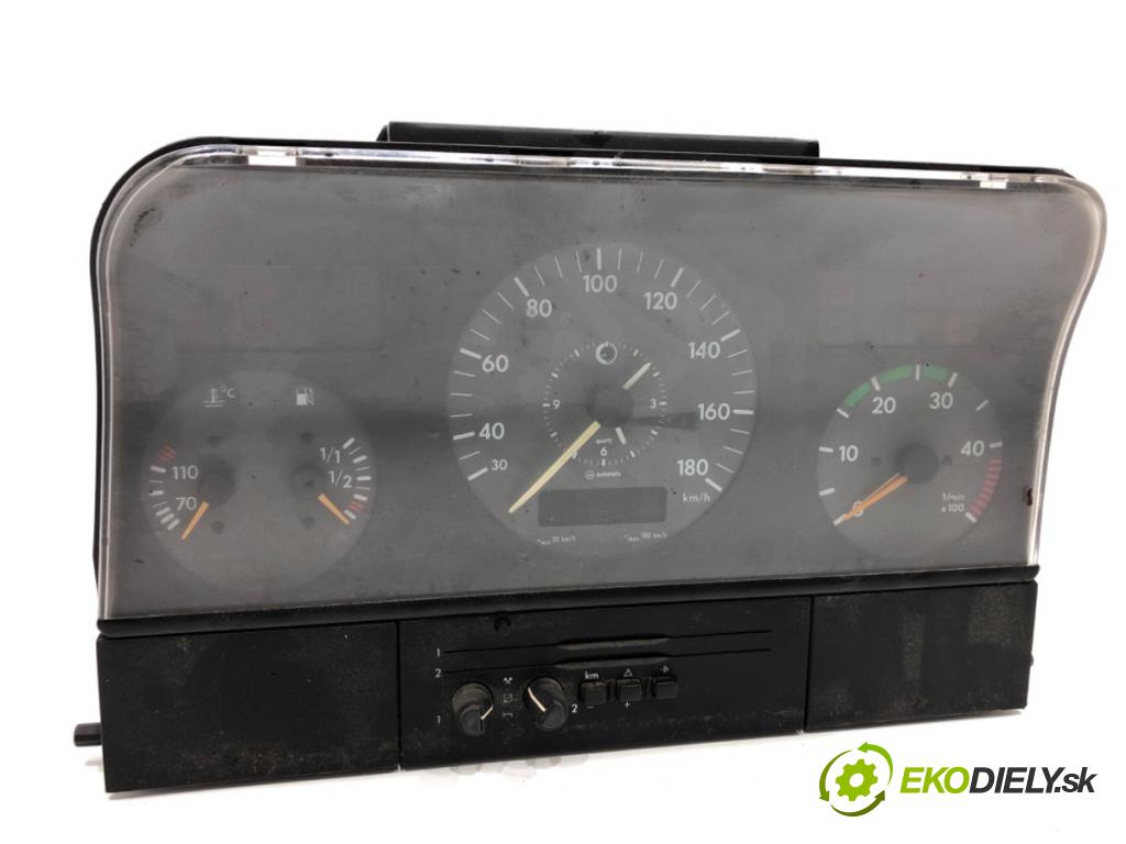 VW LT 28 35 Autobus 2000 96 kW 2.8 TDI 2798 Prístrojovka 2D0919049N (Prístrojová doska)