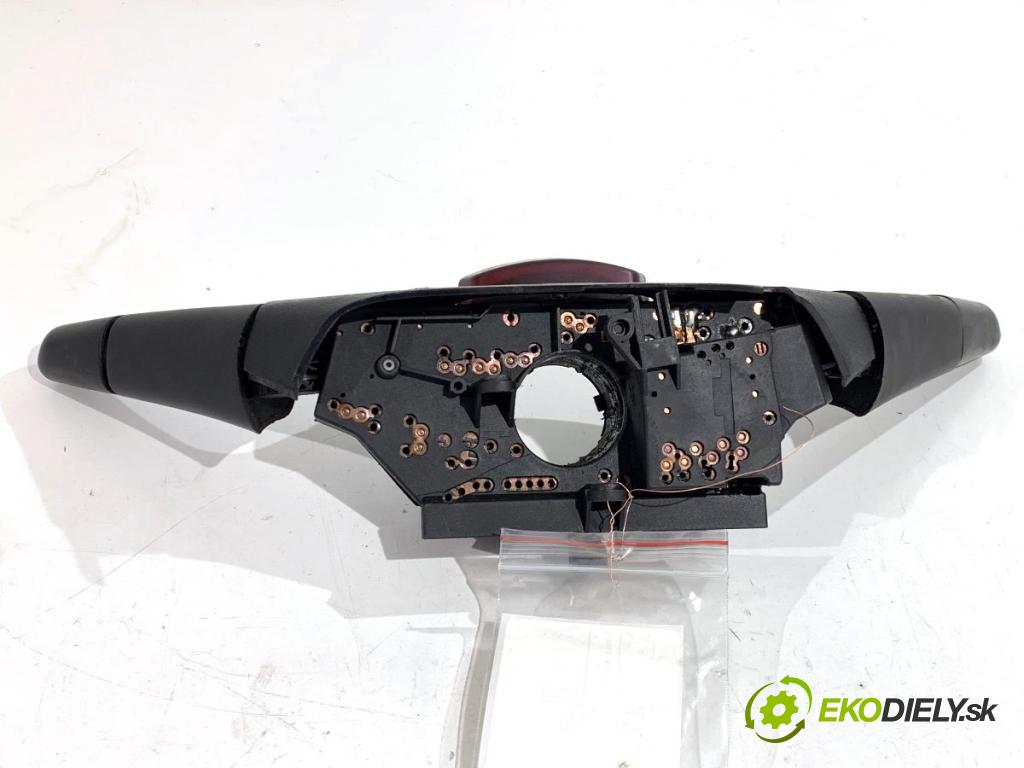 VW LT 28 35 Autobus 2000 96 kW 2.8 TDI 2798 Prepínač kombinovaný  (Prepínacie páčky pod volantom)