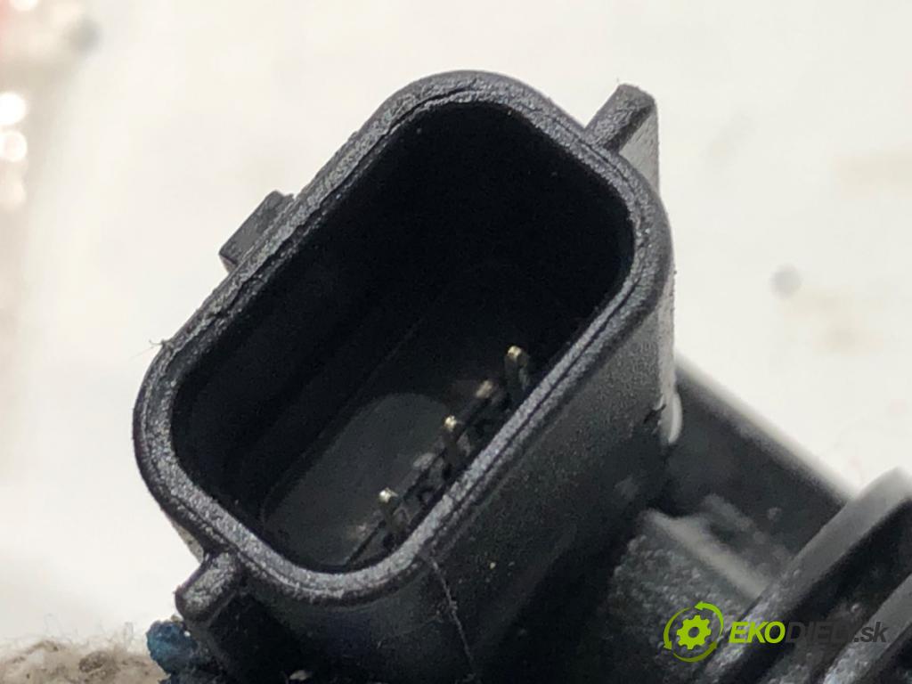 DACIA DUSTER SUV 2022 85 kW 1.5 dCi 115 (HMAD) 1461 Snímač pozície hriadeľa kľukového (Snímač polohy kľukového hriadeľa)