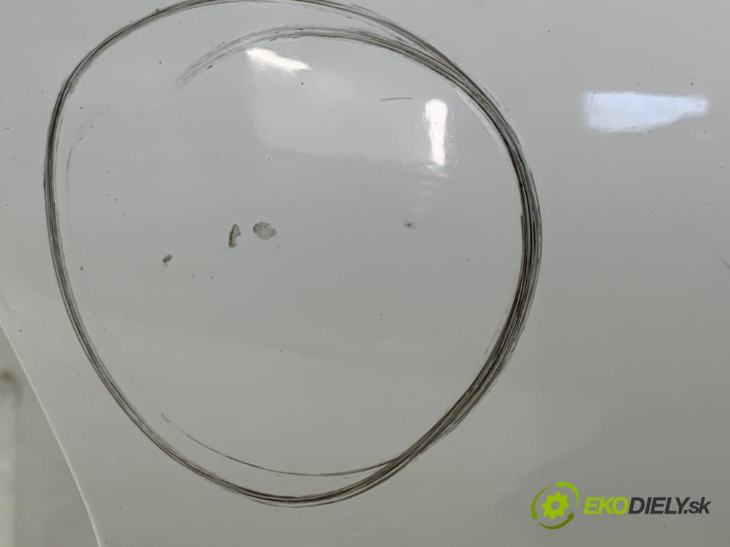 PEUGEOT 208 I liftback 2012 50 kW 1.4 HDi 1398 kapota zad EWP