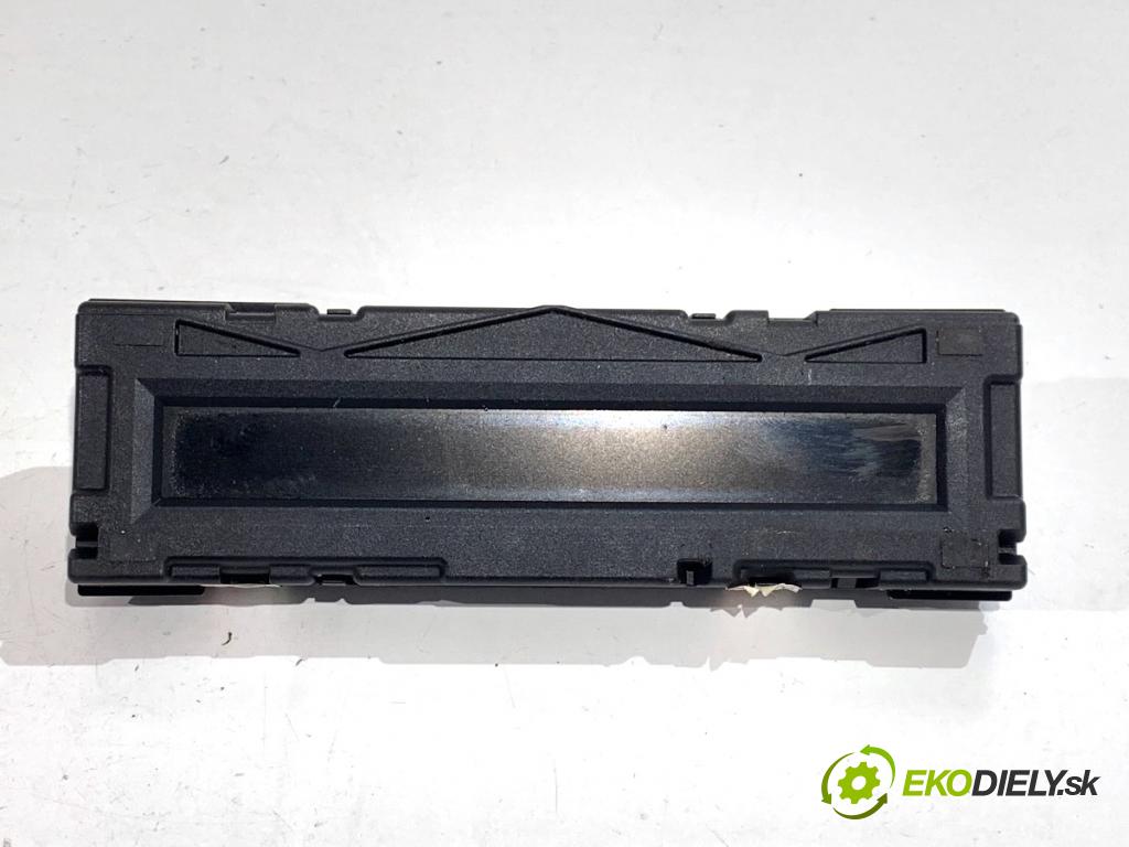 OPEL INSIGNIA A liftback 2009 118 kW 2.0 CDTI (68) 1956 Dislpej 13233977F (Prístrojová doska)