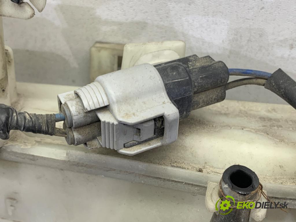 TOYOTA AYGO I liftback 2005 50 kW 1.0 (KGB10_) 998 Ventilátor chladiča 16360-0Q020 (Ventilátor)