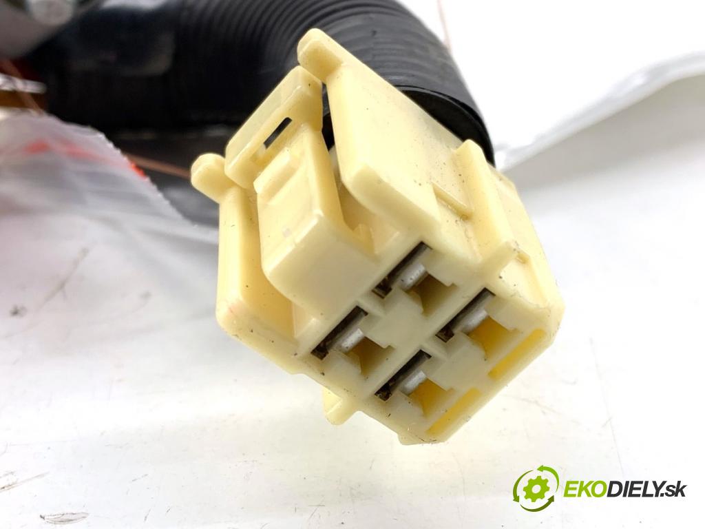 TOYOTA AYGO I liftback 2005 50 kW 1.0 (KGB10_) 998 spínačka 73678312 (Spínací skříňka)