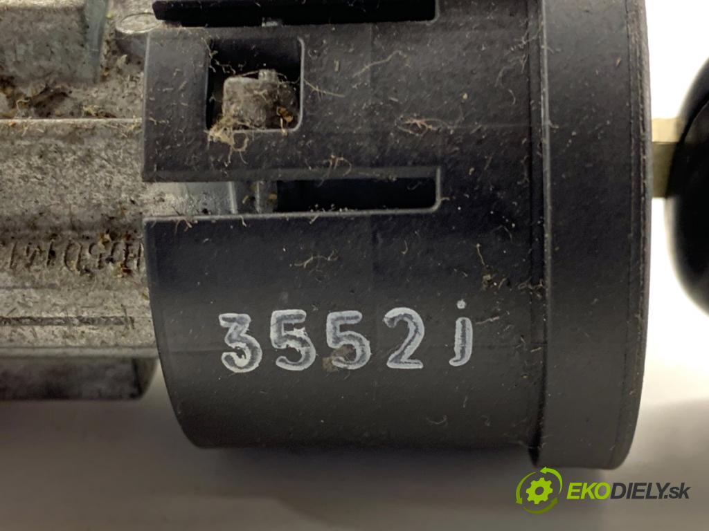 TOYOTA AYGO I liftback 2005 50 kW 1.0 (KGB10_) 998 spínačka 73678312 (Spínací skříňka)