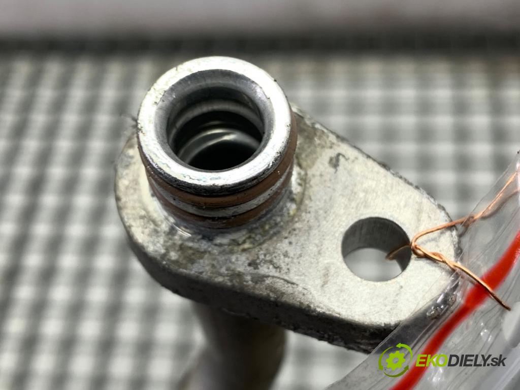 TOYOTA AYGO I liftback 2005 50 kW 1.0 (KGB10_) 998 rúrka klimatizace 88703-0H010A (Trubka klimatizace)